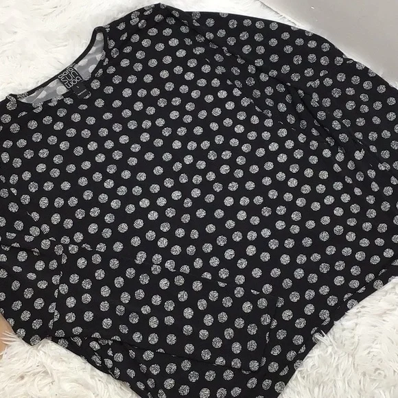 Clara SunWoo b/w polka dot top L - Picture 10 of 10